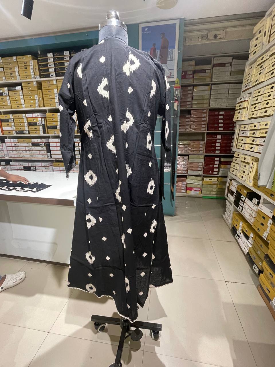 Black  printed straight cut kurta | AS-00181