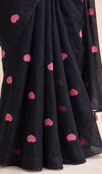 Black Pure  Mul Cotton Saree | Pink Floral Buti Embroidery |CS8_4