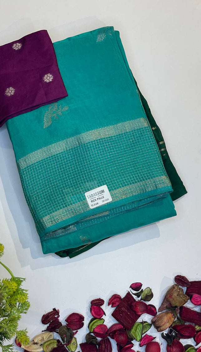 Teal Green Crepe Silk Saree with Traditional Zari Work |DS18