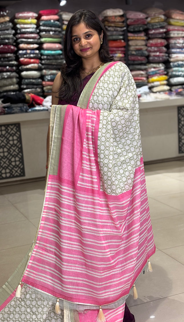 White Tricolor Cotton Linen Saree with Contrast Pink Pallu|CS9_1