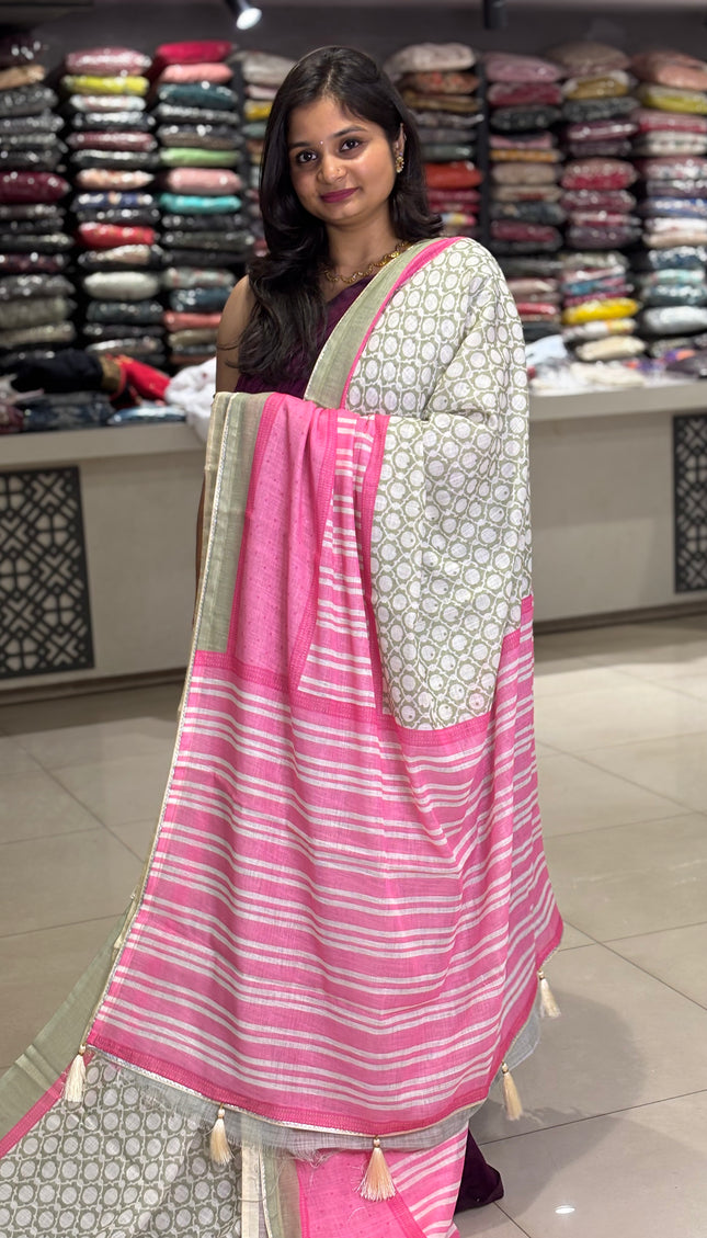 White Tricolor Cotton Linen Saree with Contrast Pink Pallu|CS9_1