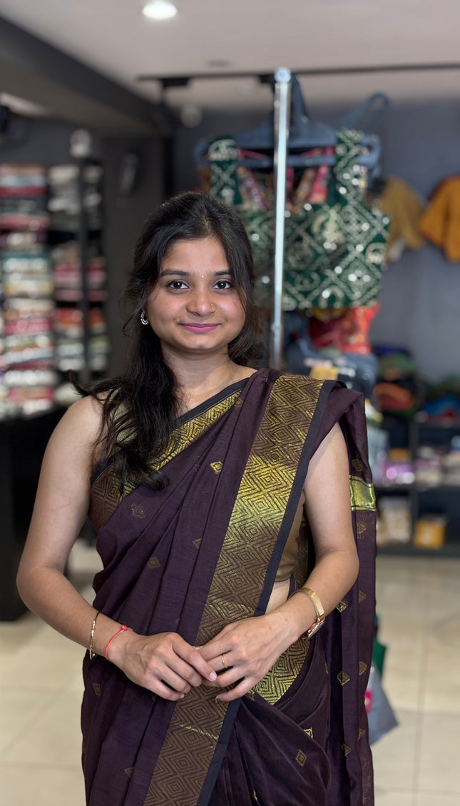 Maheshwari Cotton Saree – Wine  with Zari Buti & Contrast Gold Border|CS10_5