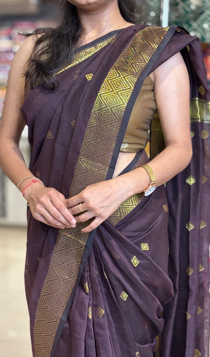 Maheshwari Cotton Saree – Wine  with Zari Buti & Contrast Gold Border|CS10_5