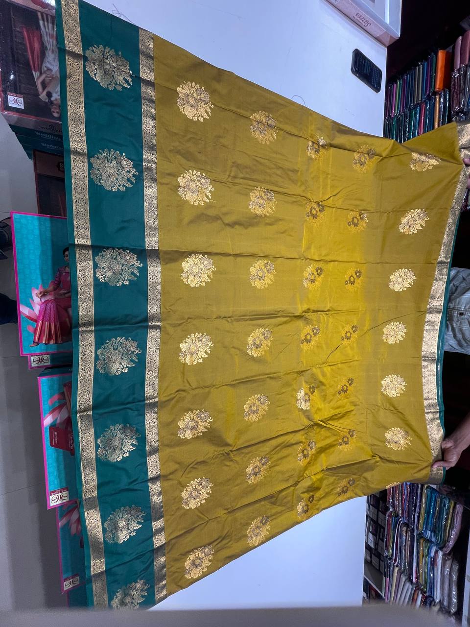 Grey Kanchipuram Brocade Silk Saree With Butta Design| AS-00126