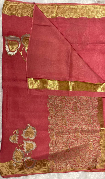 Peach Crepe Silk Saree with Gold Zari Wavy Border – Festive Wear|DS5