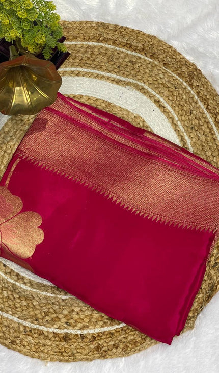 Classic Red Viscose Chinon Saree with Heavy Zari Pallu|DS6