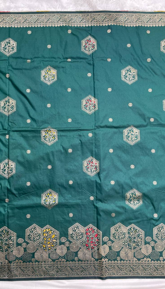 Bottle Green Banarasi Crepe Silk Saree with Floral Zari Hexagon Design |DS21|