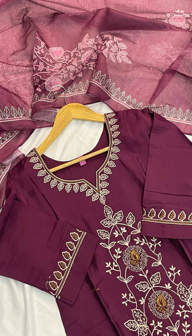 Marron Embroidered Kurta Set with Dupatta | Festive Ethnic Wear for Women|SC12_2