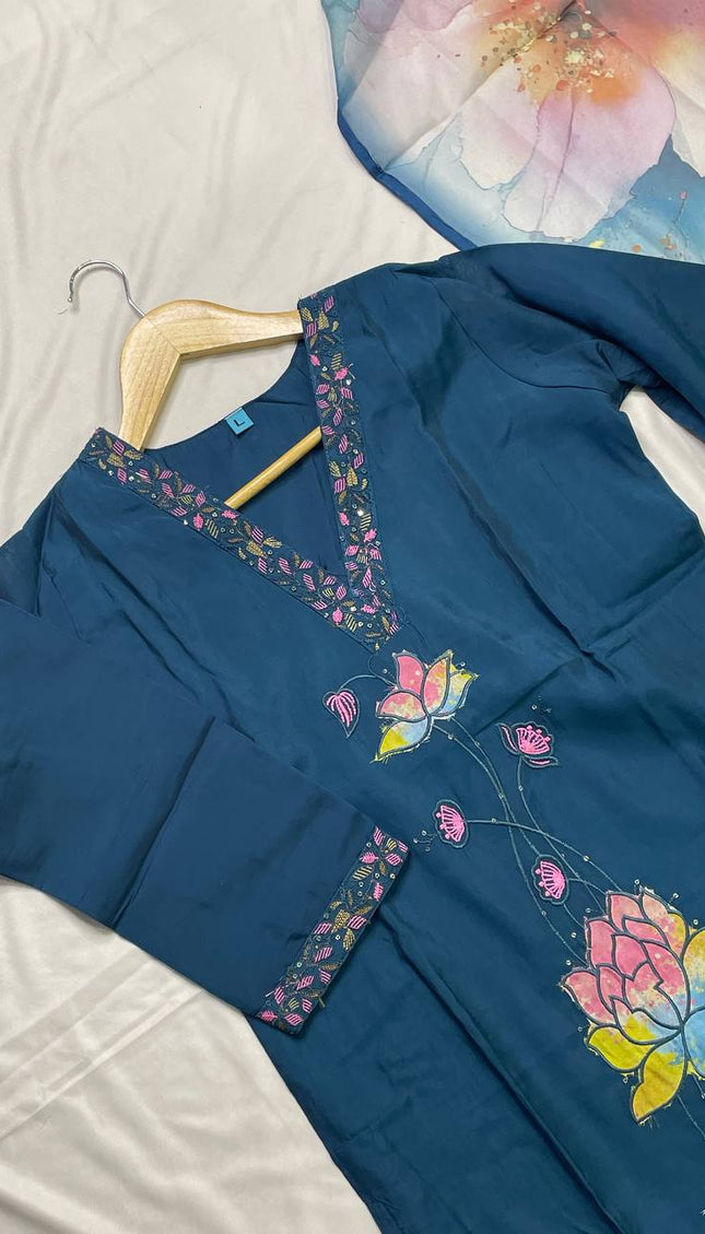 Navy Hand-Painted Lotus Kurta Set with Floral Dupatta|SC15_1