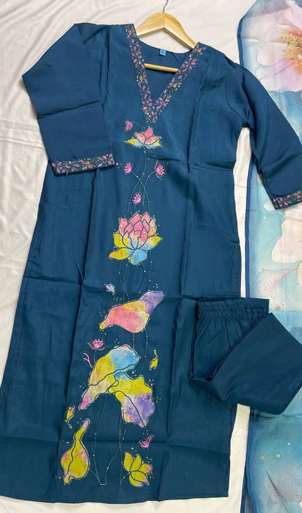 Navy Hand-Painted Lotus Kurta Set with Floral Dupatta|SC15_1