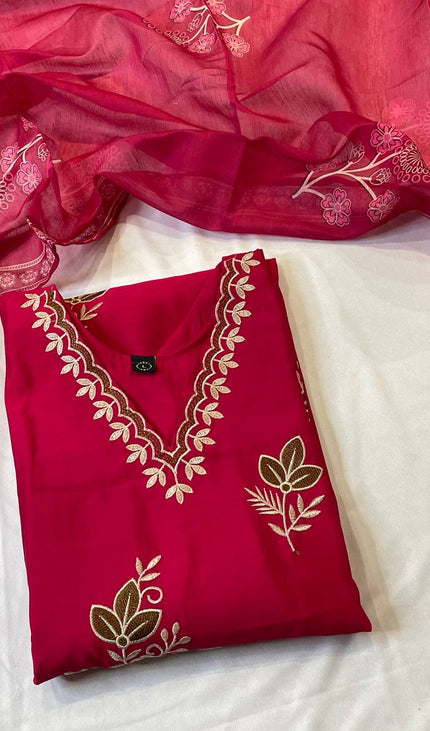 Red Floral Embroidered Kurta Set with Printed Dupatta | SC16_1