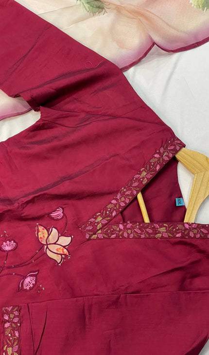 Maroon Hand-Painted Lotus Kurta Set with Floral Dupatta|SC15_2