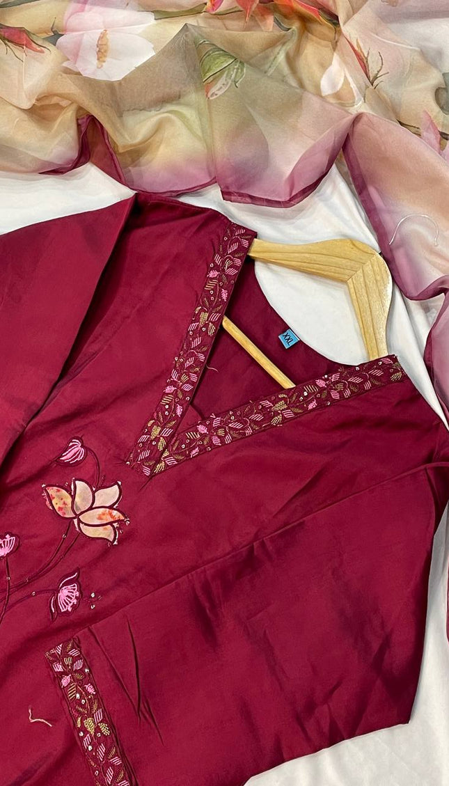 Maroon Hand-Painted Lotus Kurta Set with Floral Dupatta|SC15_2
