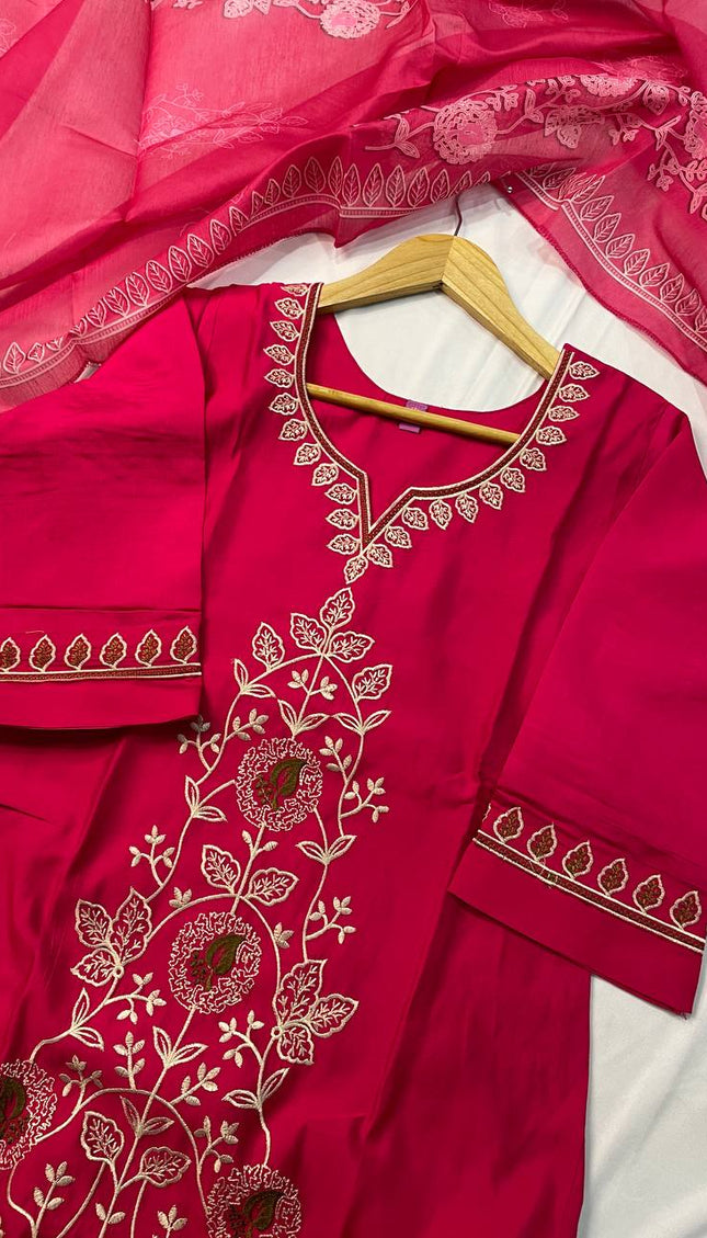 Magenta Pink Embroidered Kurta Set with Floral Dupatta |SC12_3