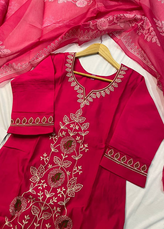 Magenta Pink Embroidered Kurta Set with Floral Dupatta |SC12_3