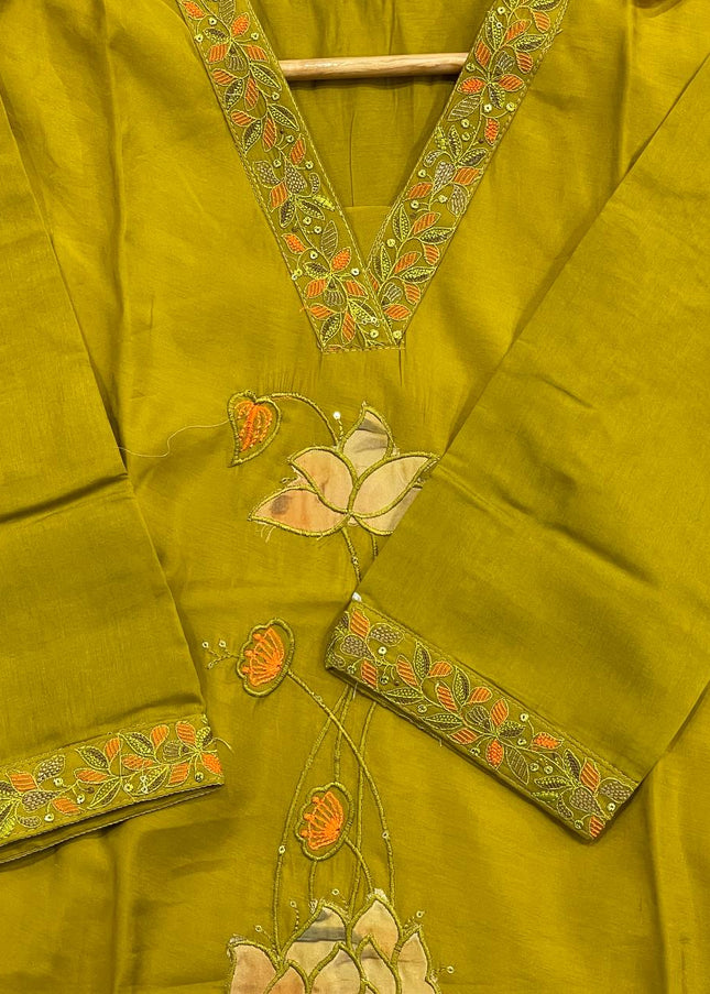 Olive Green Hand-Painted Lotus Kurta Set with Floral Chiffon Dupatta |SC15_3