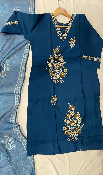 Navy Blue Gold Thread Floral Bouquet Embroidered Kurta Set with Jacquard Dupatta |SC16_2