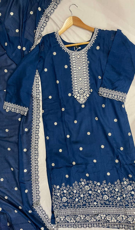 Royal Blue Georgette Embroidered Kurta Set with Dupatta|SC19_2