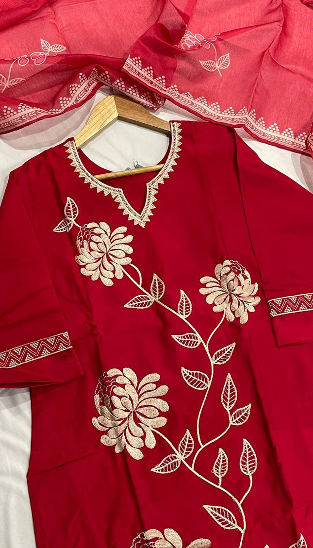 Crimson Red Muslin Cotton Floral Embroidered Kurta Set with Organza Dupatta| SC23_1