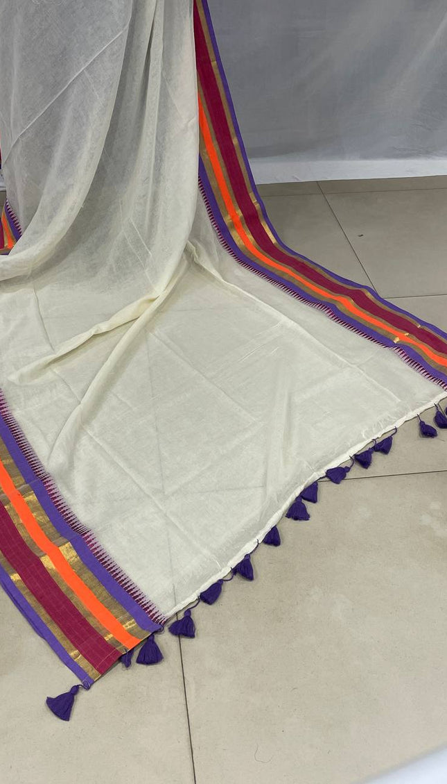 Off White Pure Mul Cotton Saree | Pink Floral Buti Embroidery |CS8_10