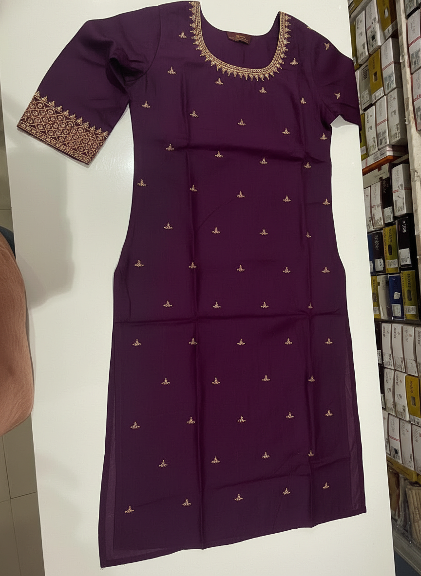 Embroidery wine Kurta Set with Banarasi Dupatta| AS-00205